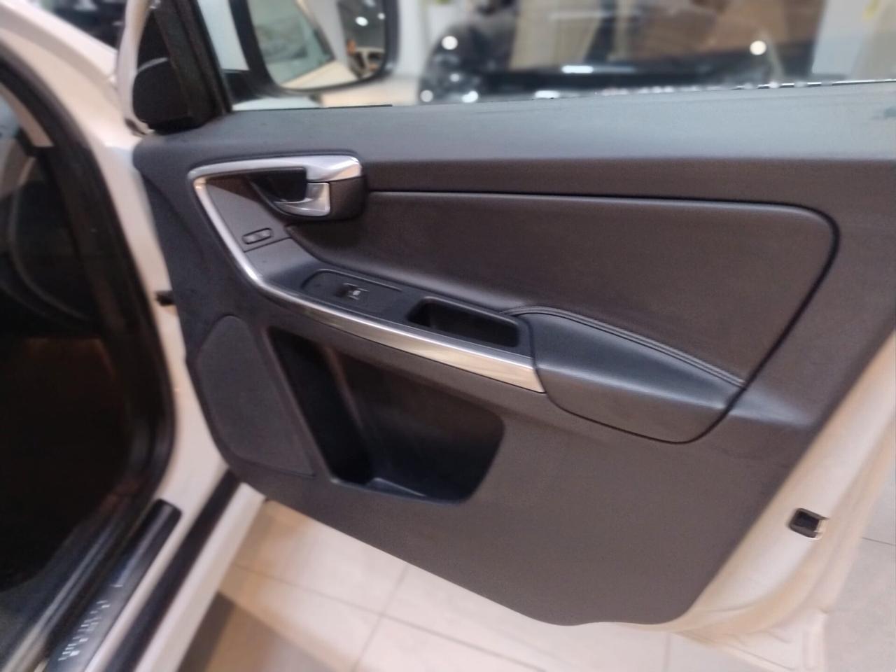 Volvo XC 60 XC60 D3 Geartronic Business