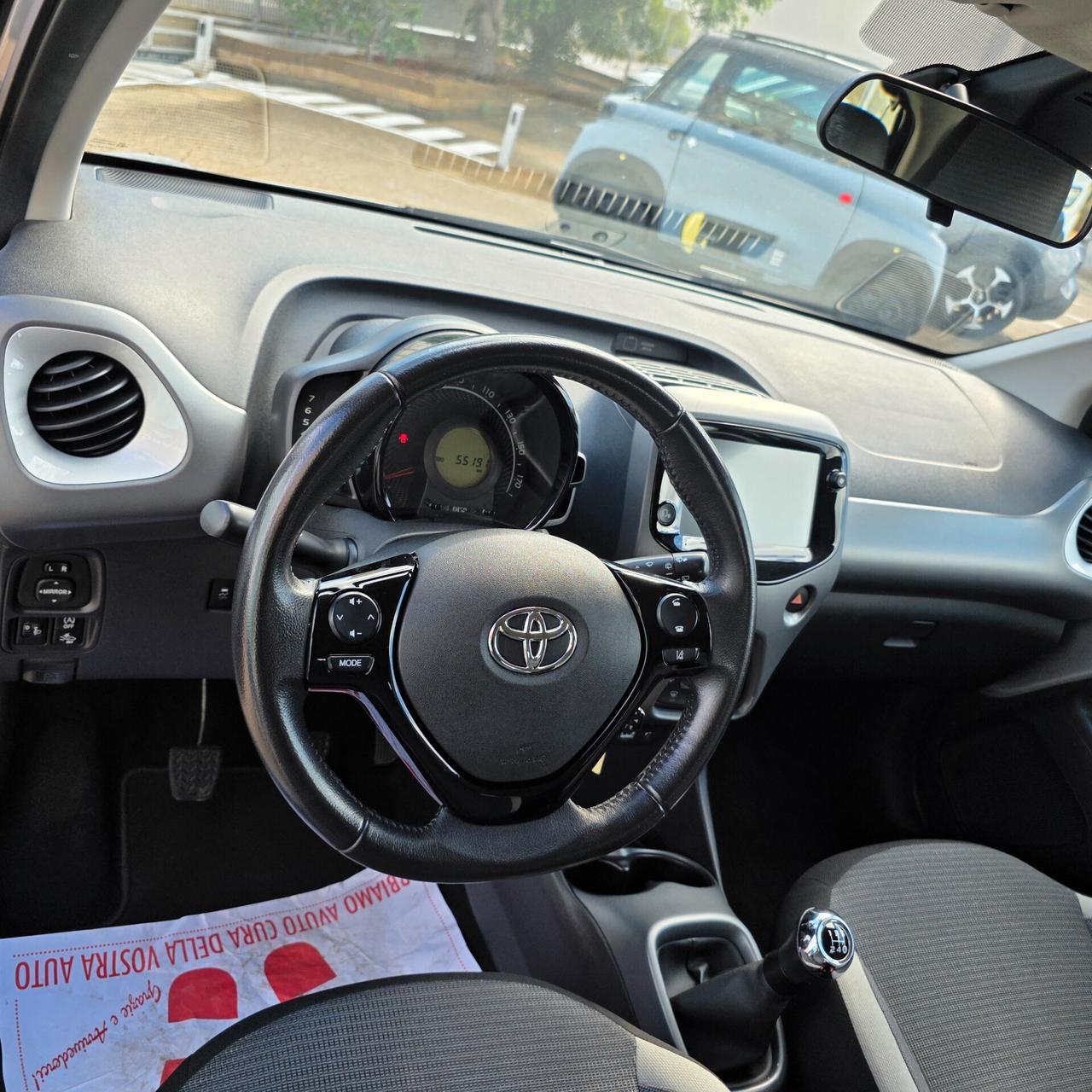 Toyota Aygo Connect 1.0 VVT-i 72 CV 5 porte x-you