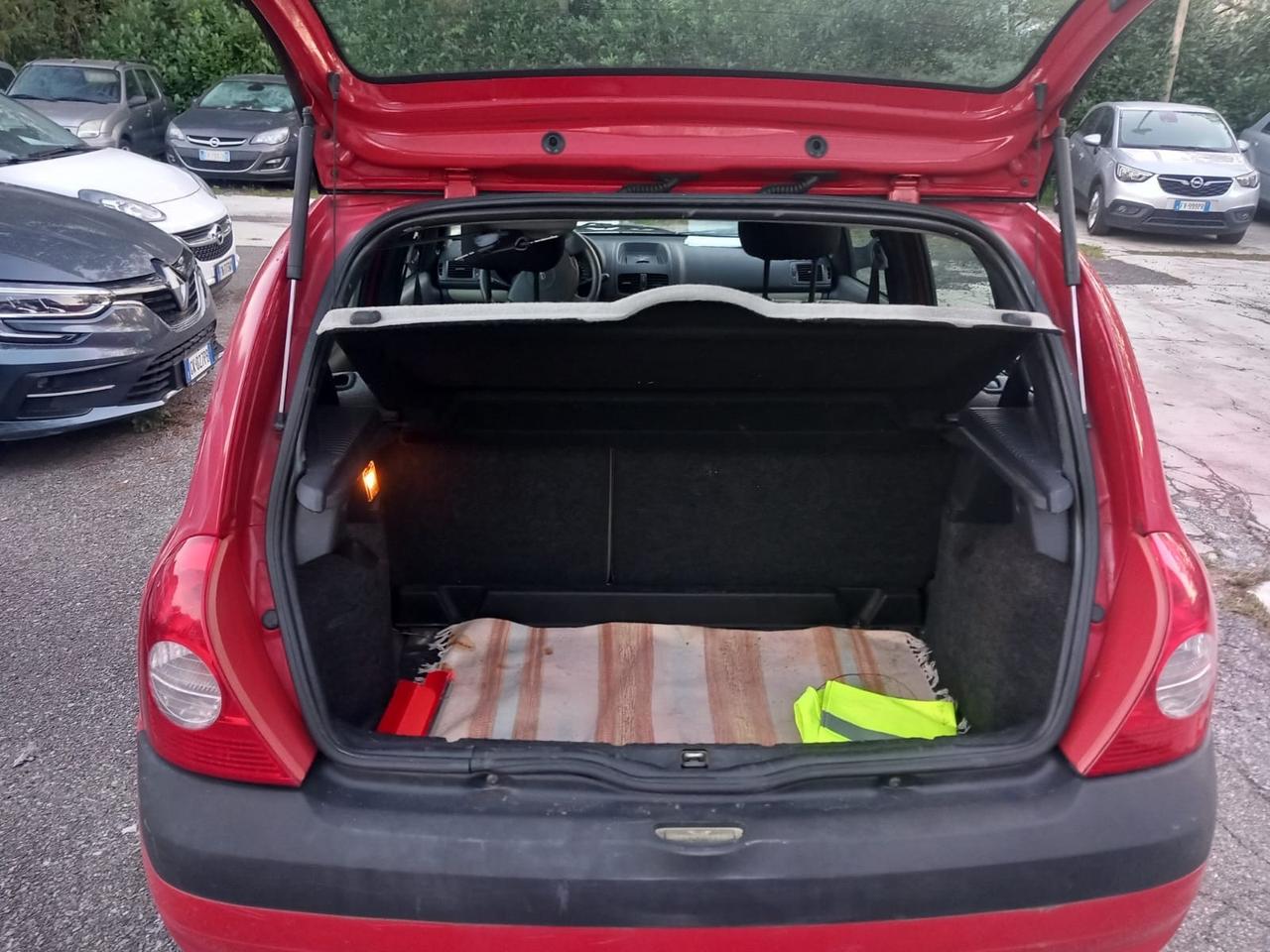 Renault Clio 1.2 16V 5 porte Confort