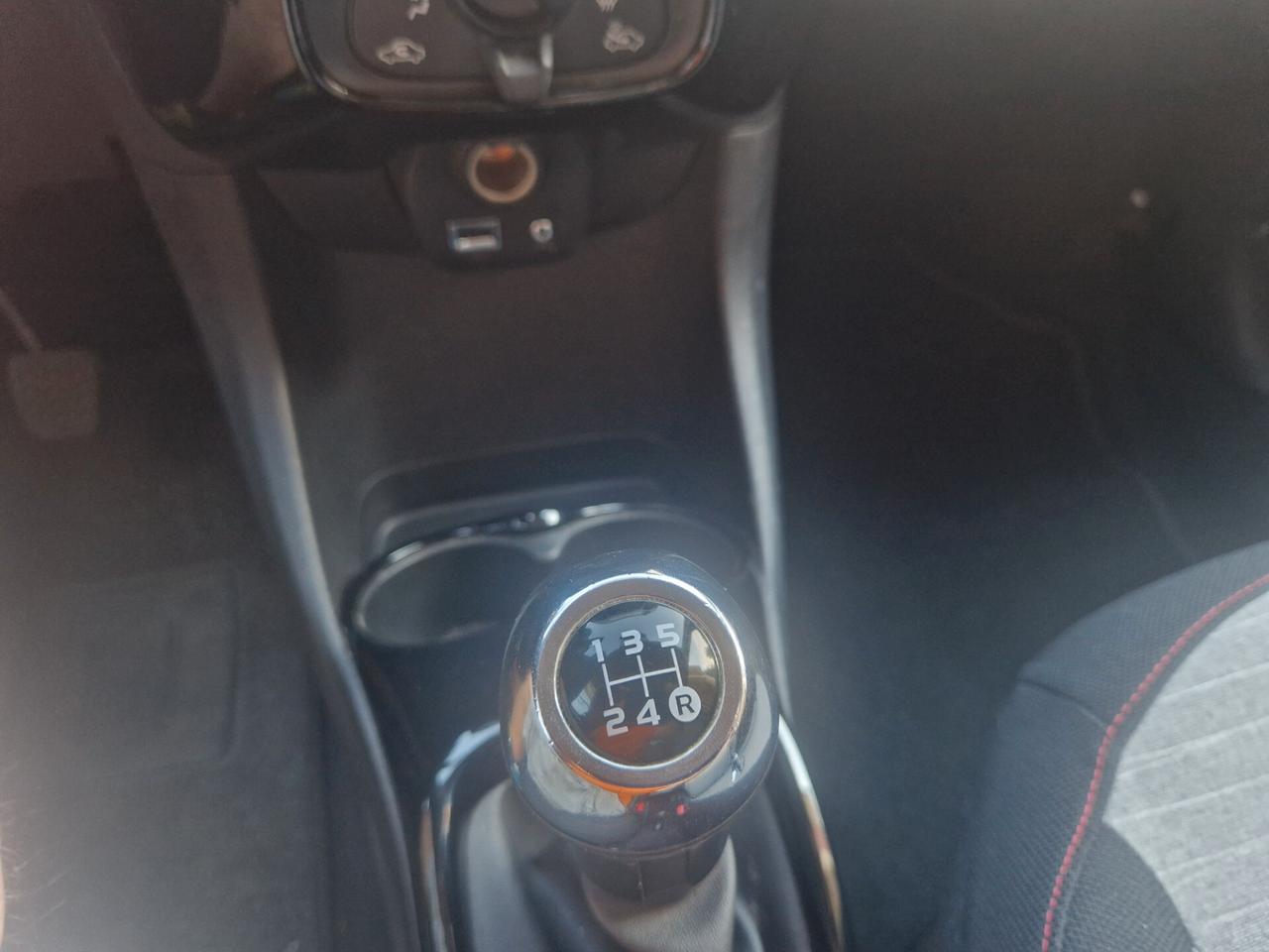 Citroen C1 1.0VTi 68 5 porte Shine
