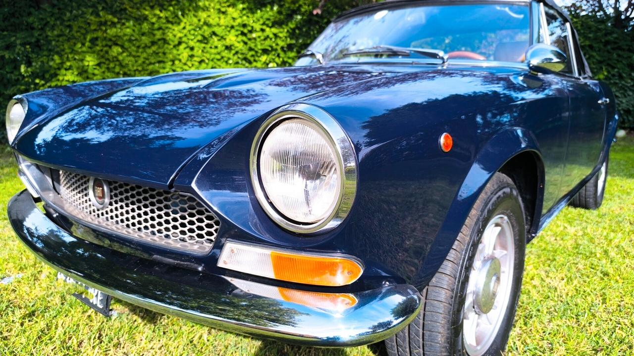 Fiat 124 Spider CS 1600, TARGA ORO