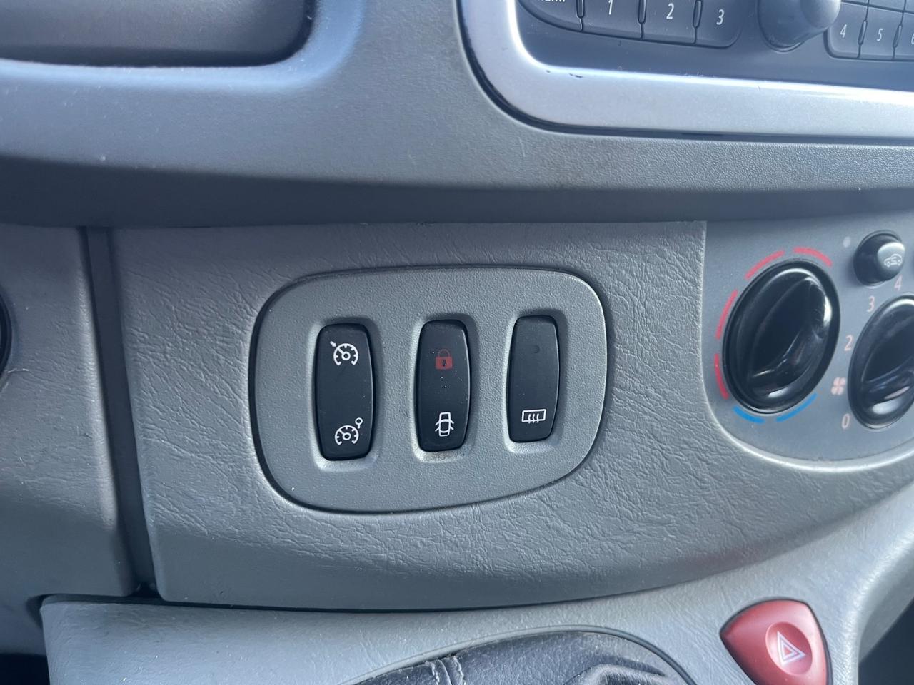 Opel Vivaro 2.0 CDTI Combi 8 POSTI