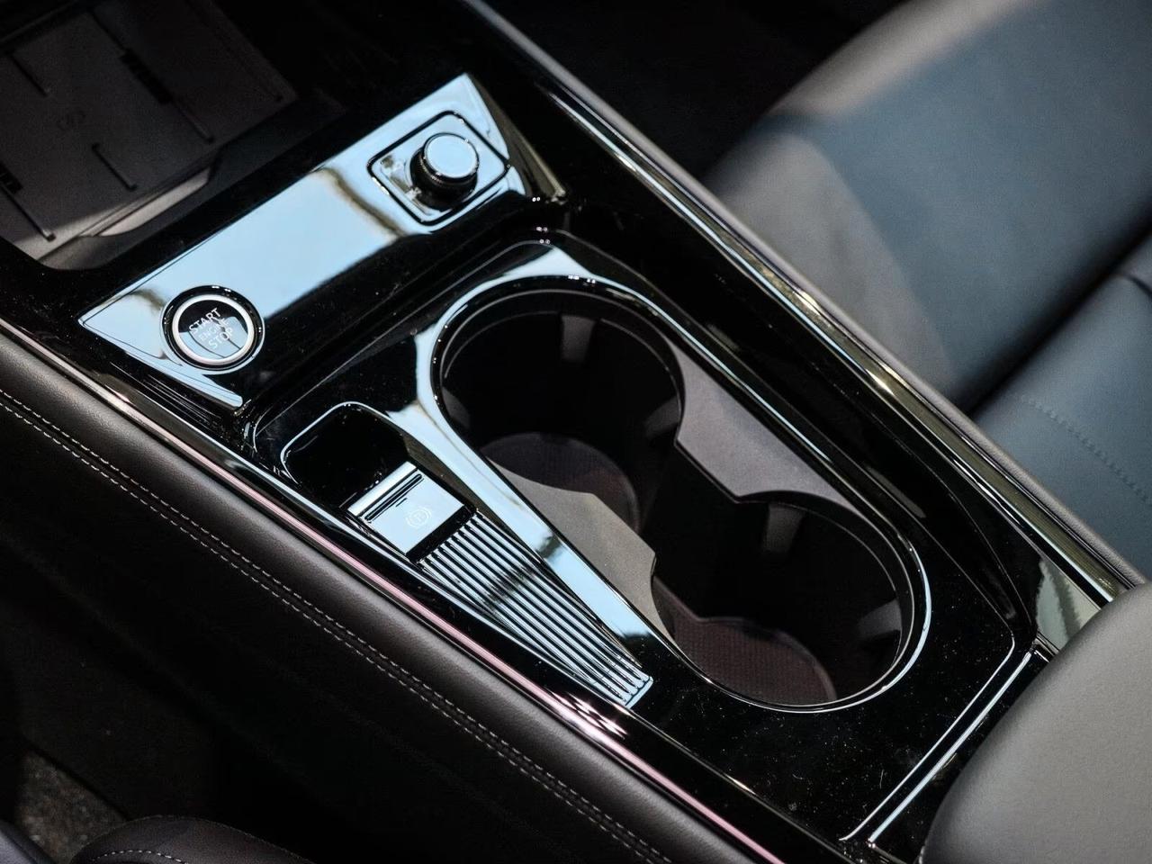 Audi Q3 SUV e-hybrid 200 kW SLINE S LINE tronic