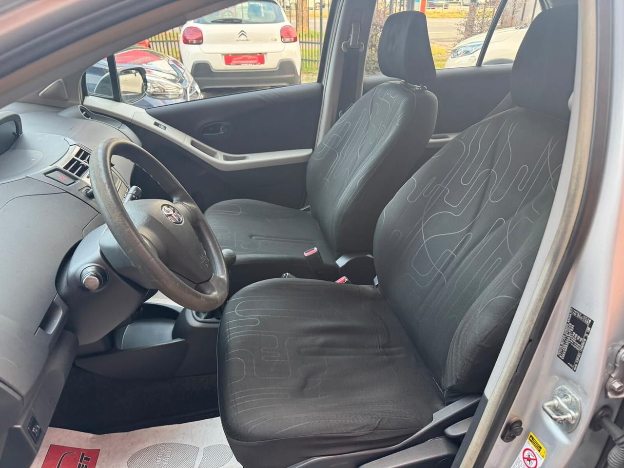 Toyota Yaris 1.0 69CV