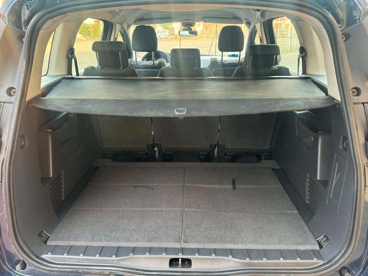 Peugeot 5008 Anno 2011 1.6 Diesel 82 KW