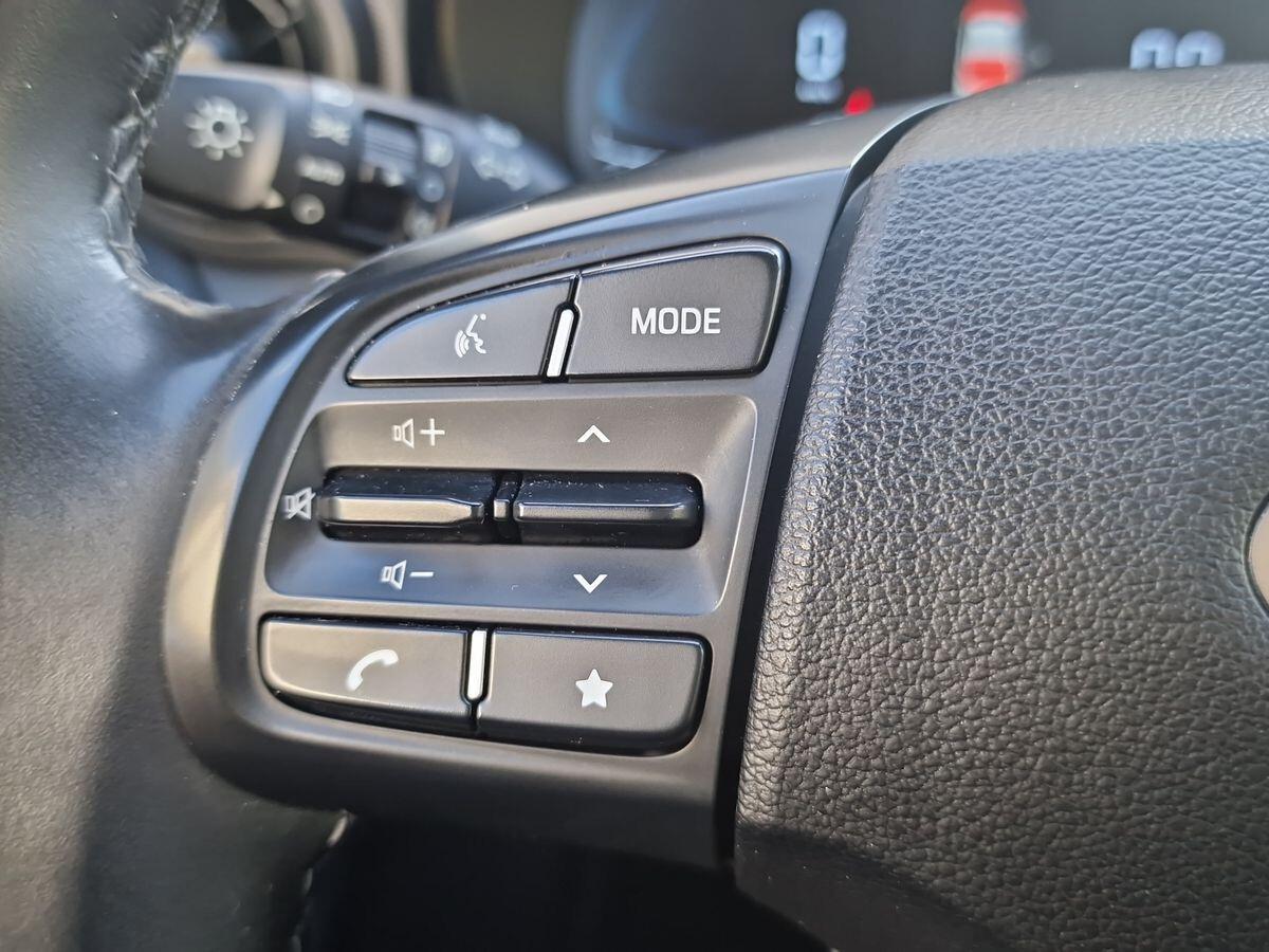 HYUNDAI I10 1.0 CONNECTLINE