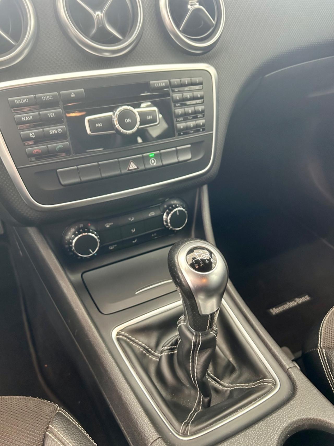 Mercedes classe A 180 d Sport DARK NIGHT finanziabile