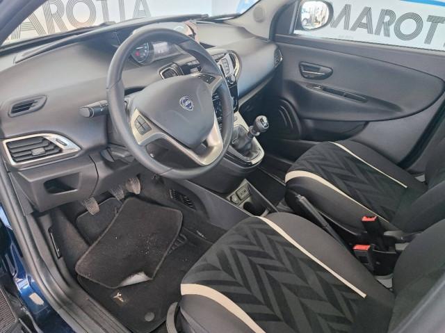 Lancia Ypsilon 1.2 Gold 69cv