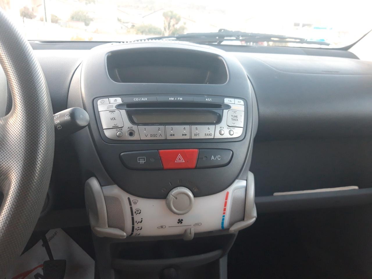 Peugeot 107 1.0 68CV 5p. Plaisir