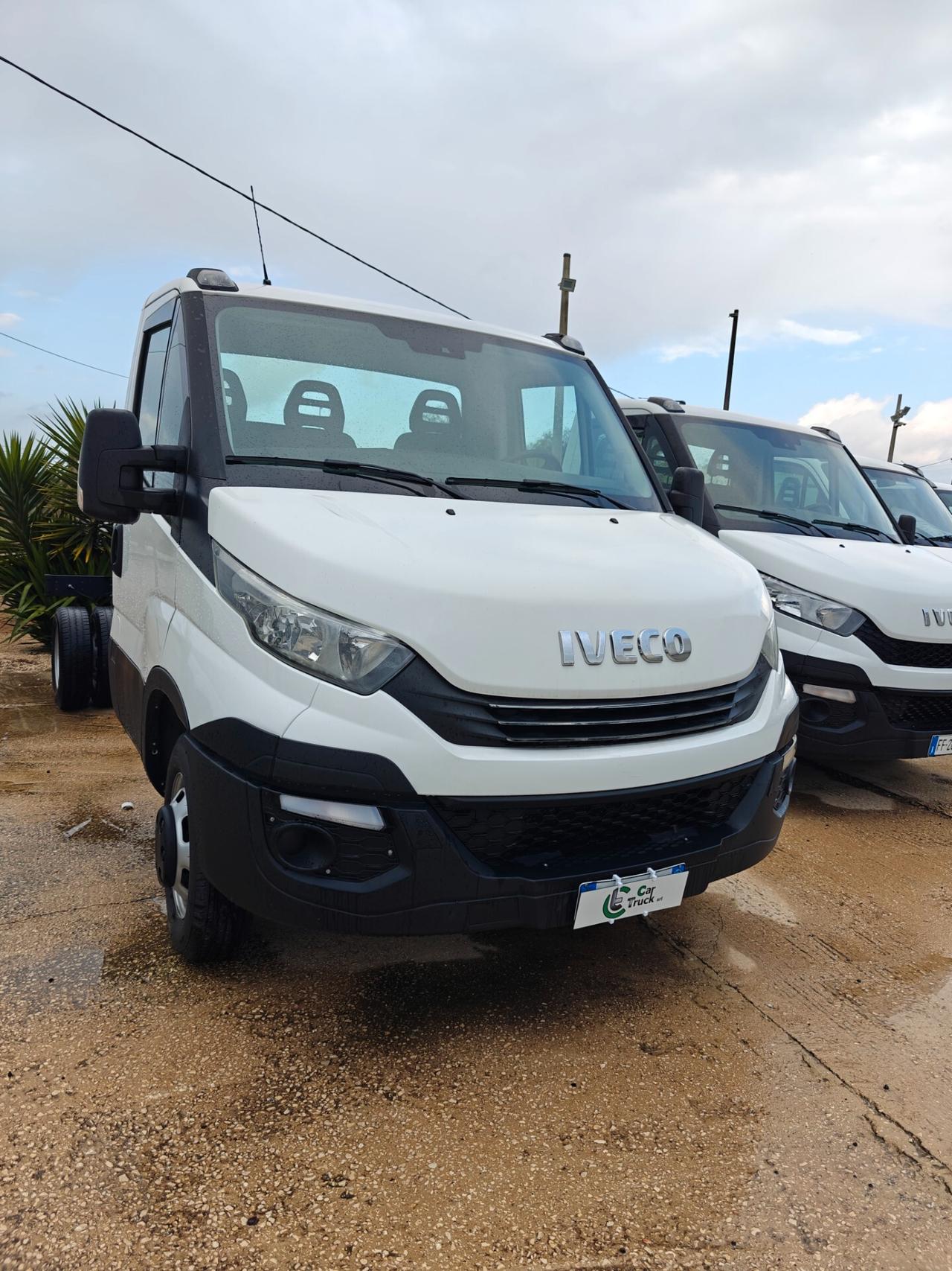 Iveco Daily 35C14 2019 cambio automatico