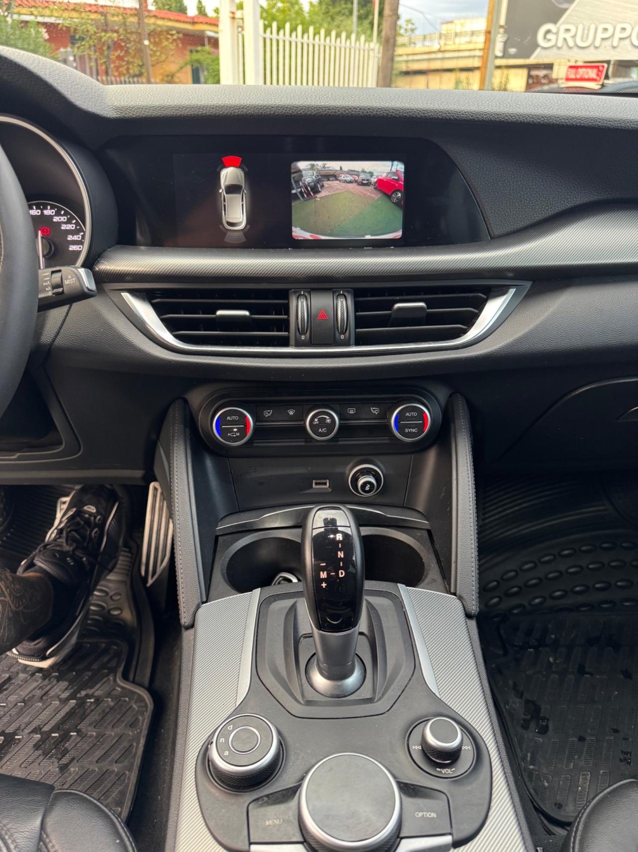 Alfa Romeo Stelvio 2.2 Turbodiesel 210 CV AT8 Q4 Executive