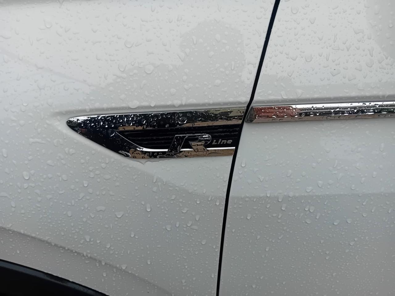 Volkswagen Tiguan 2.0 BiTDI SCR DSG 4MOTION Executive R-Line BMT