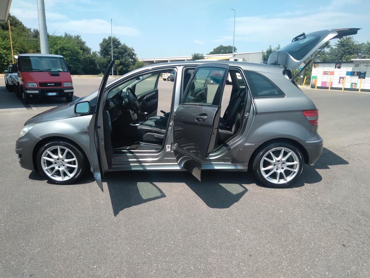Mercedes-benz B 180 BlueEFFICIENCY Sport x neopatentati
