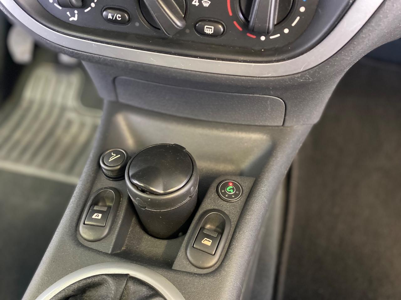Citroen C3 1.4 Exclusive Style Techno Bi Energy G