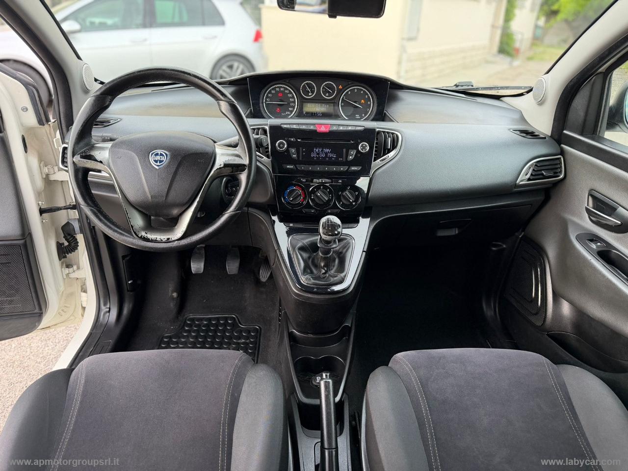 LANCIA Ypsilon 0.9 T.Air 85CV 5p. Met.Ec. Gold