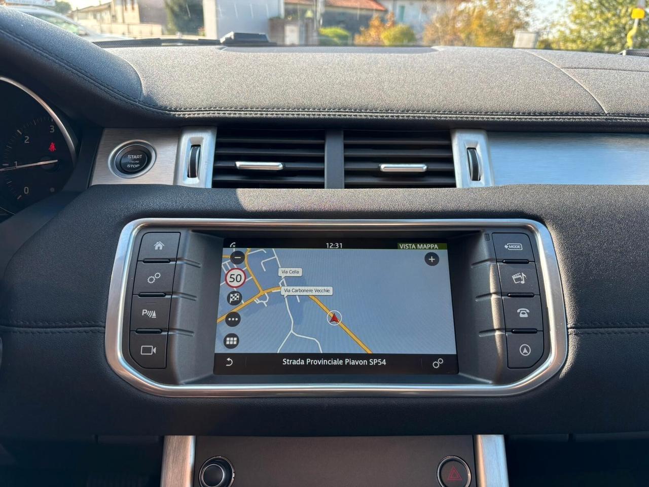 Range Rover Evoque 2.0 Diesel 4x4 Cambio Automatico con gancio traino