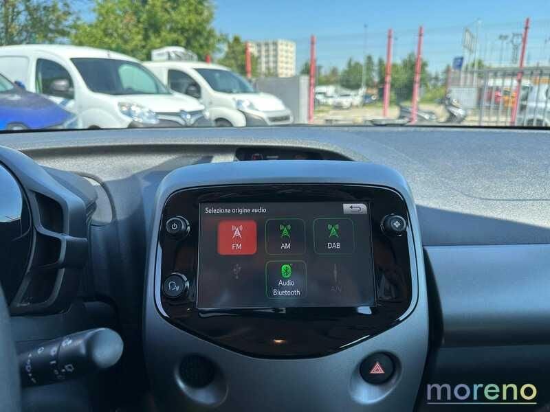 Toyota Aygo 1.0 72 CV x-play