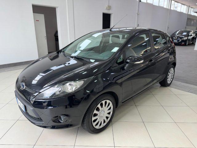FORD Fiesta 1.4 TDCi 70CV 5 porte Titanium