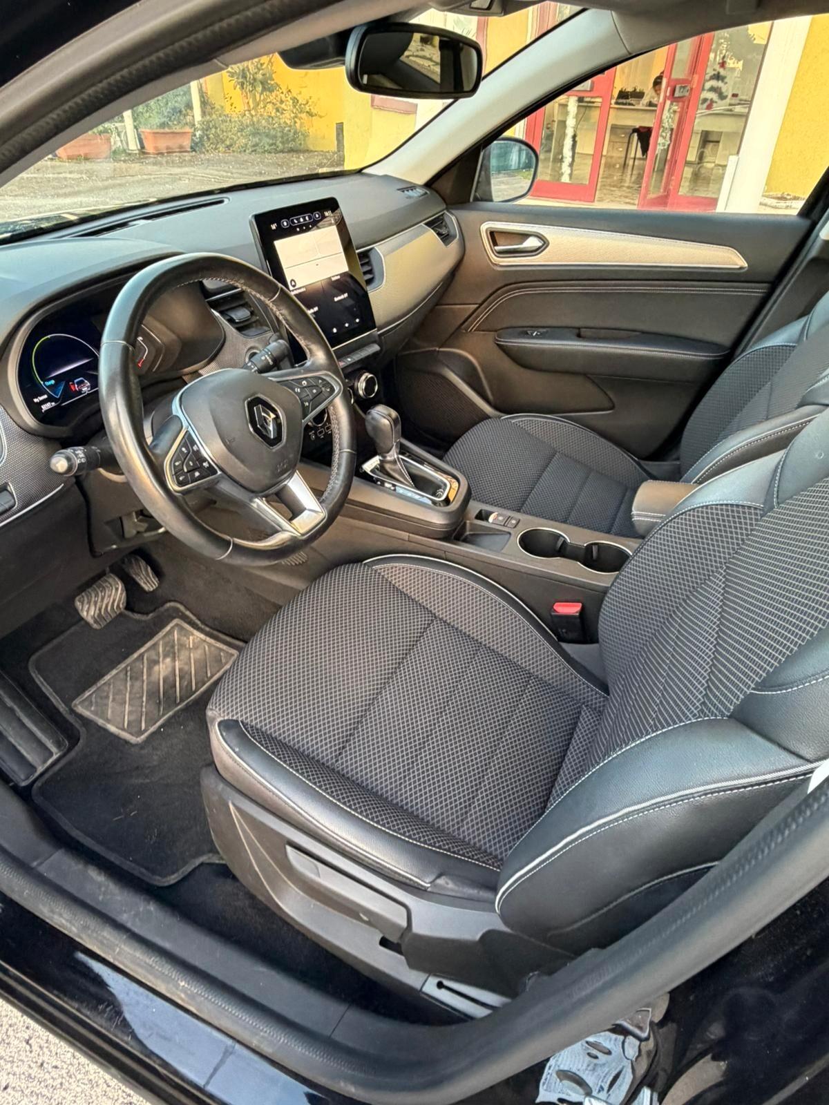 Renault Arkana Hybrid E-Tech Intens