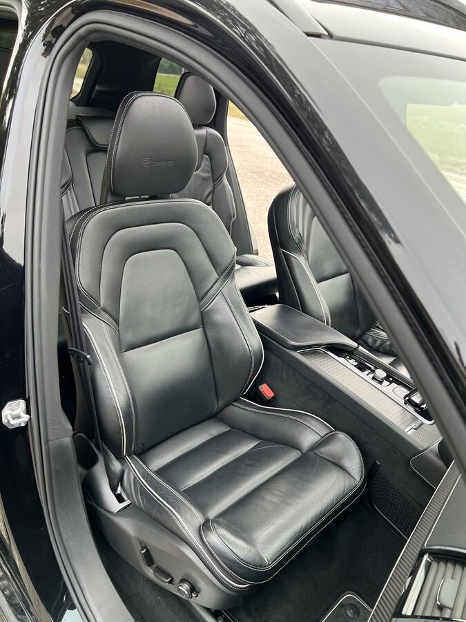 Volvo XC 90 B5 (d) AWD Geartronic 7 posti R-design