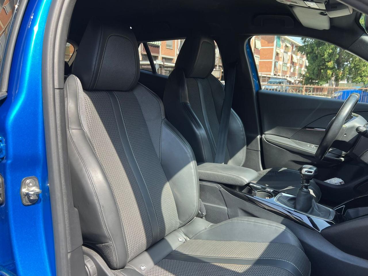 Peugeot 2008 PureTech 130 GT #50089