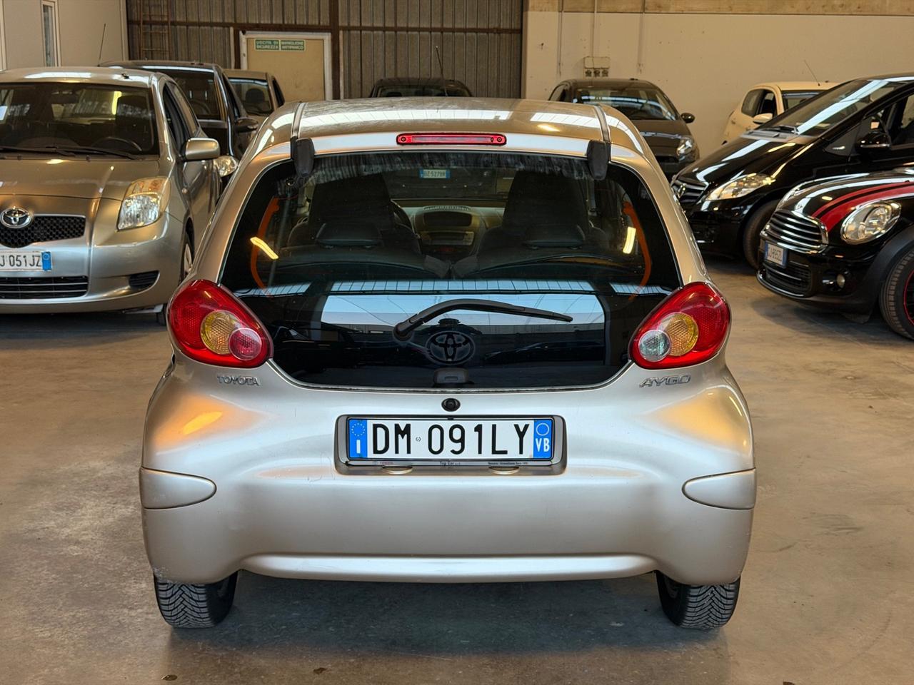 Toyota Aygo 1.0 12V VVT-i 5 porte Sound