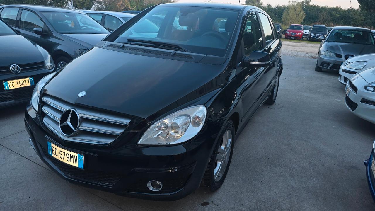 Mercedes-benz A 180 160 BlueEFFICIENCY