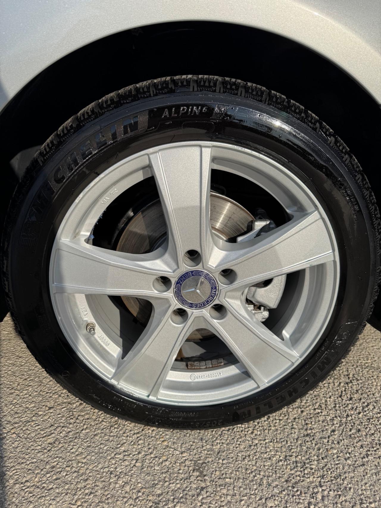Mercedes-benz B 200 d Sport