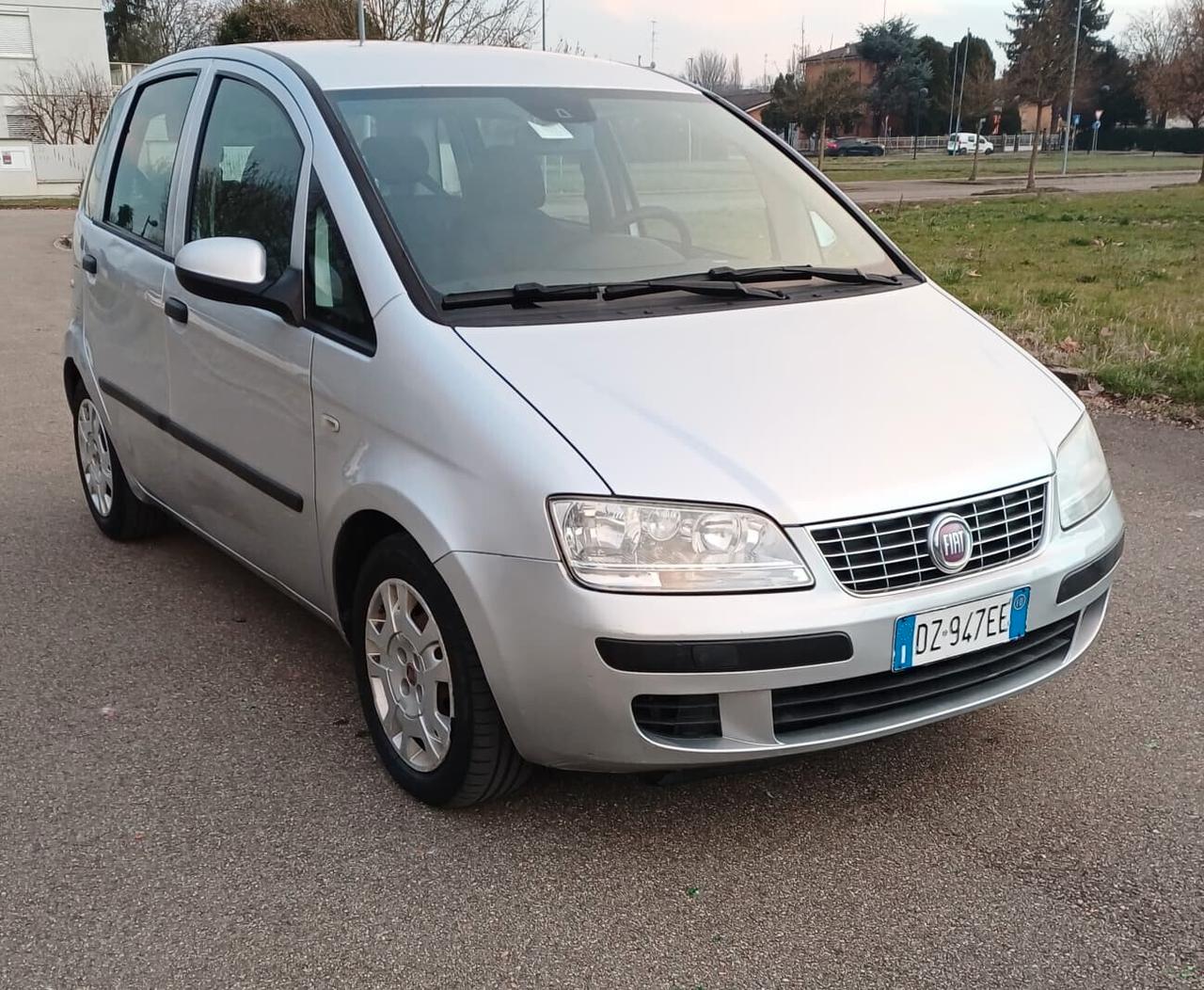 Fiat Idea 1.4 BlackEnergy GPL