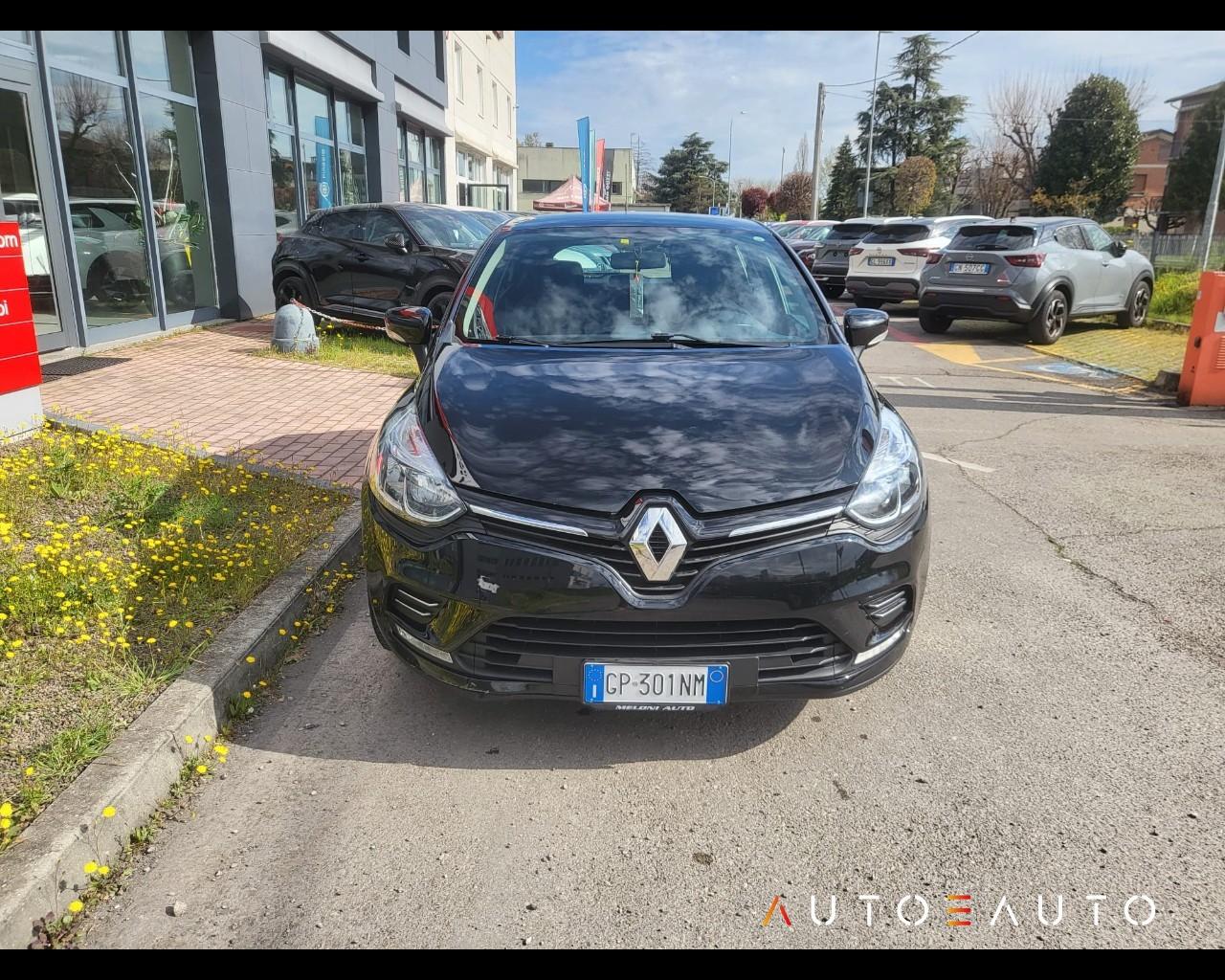 RENAULT Clio IV - Clio 5p 1.2 Zen (live) 75cv E6