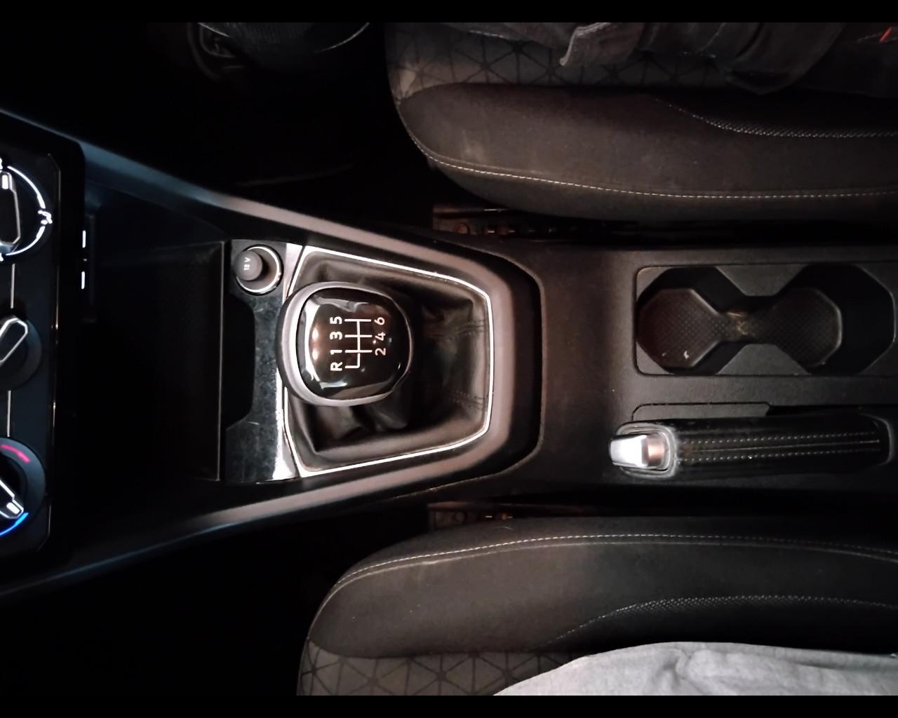 VOLKSWAGEN T-Cross 2019 - T-Cross 1.0 tsi Style 110cv