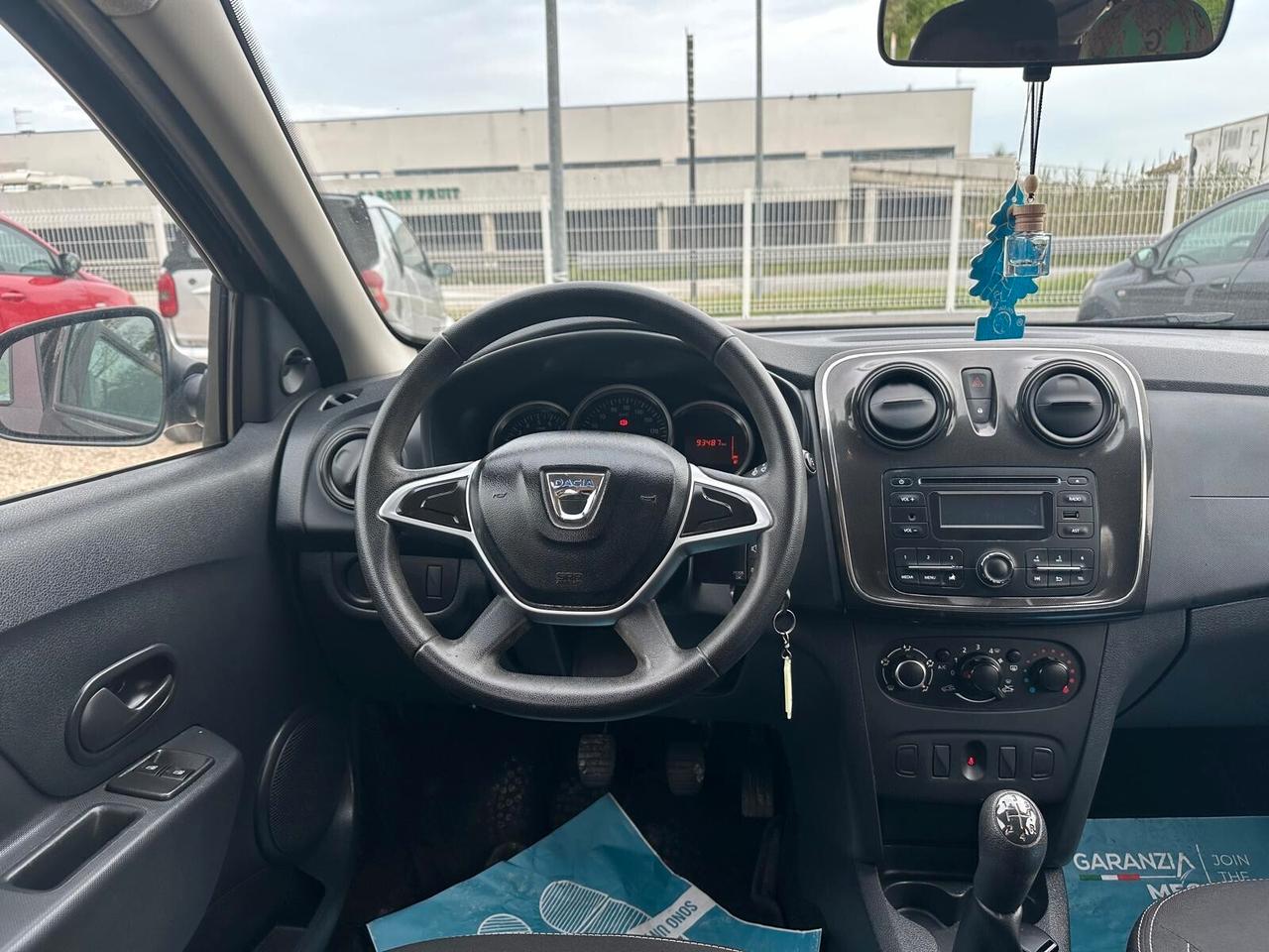 Dacia Sandero 1.0 SCe 12V 75CV Lauréate