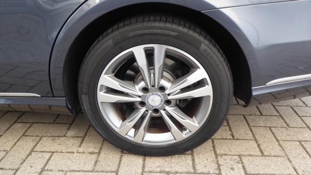MERCEDES-BENZ E 220 BlueTEC S.W. Automatic Sport