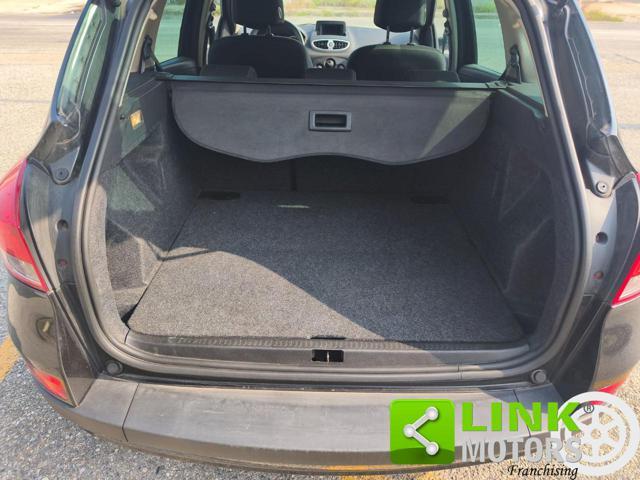 RENAULT Clio 1.2 16V SporTour Luxe