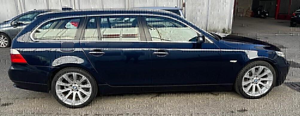 BMW 530d 231Cv. TOURING ELETTA AUTOMATICA