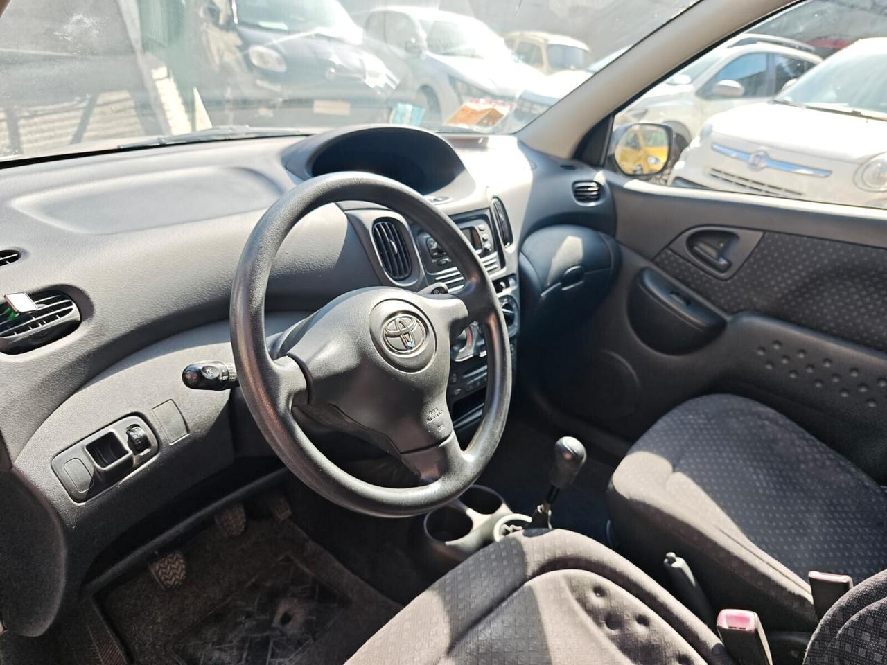 Toyota Yaris Verso 1.4 Tdi D-4D cat Luna '03