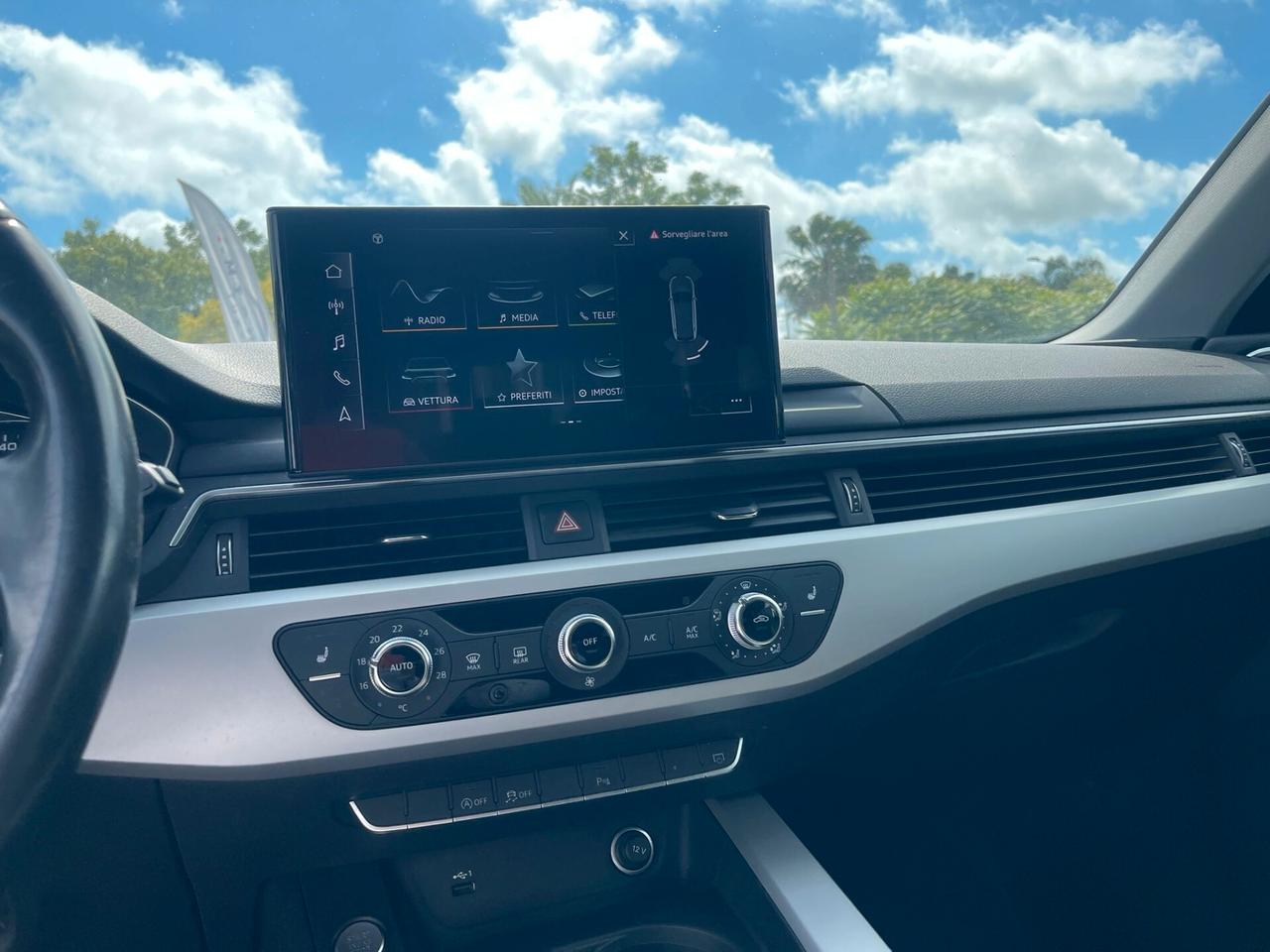 Audi A4 40 TDI S tronic Business