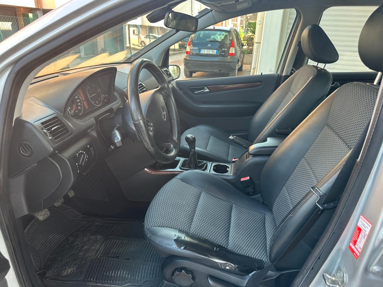 Mercedes-benz A 180 CDI (12 RATE)