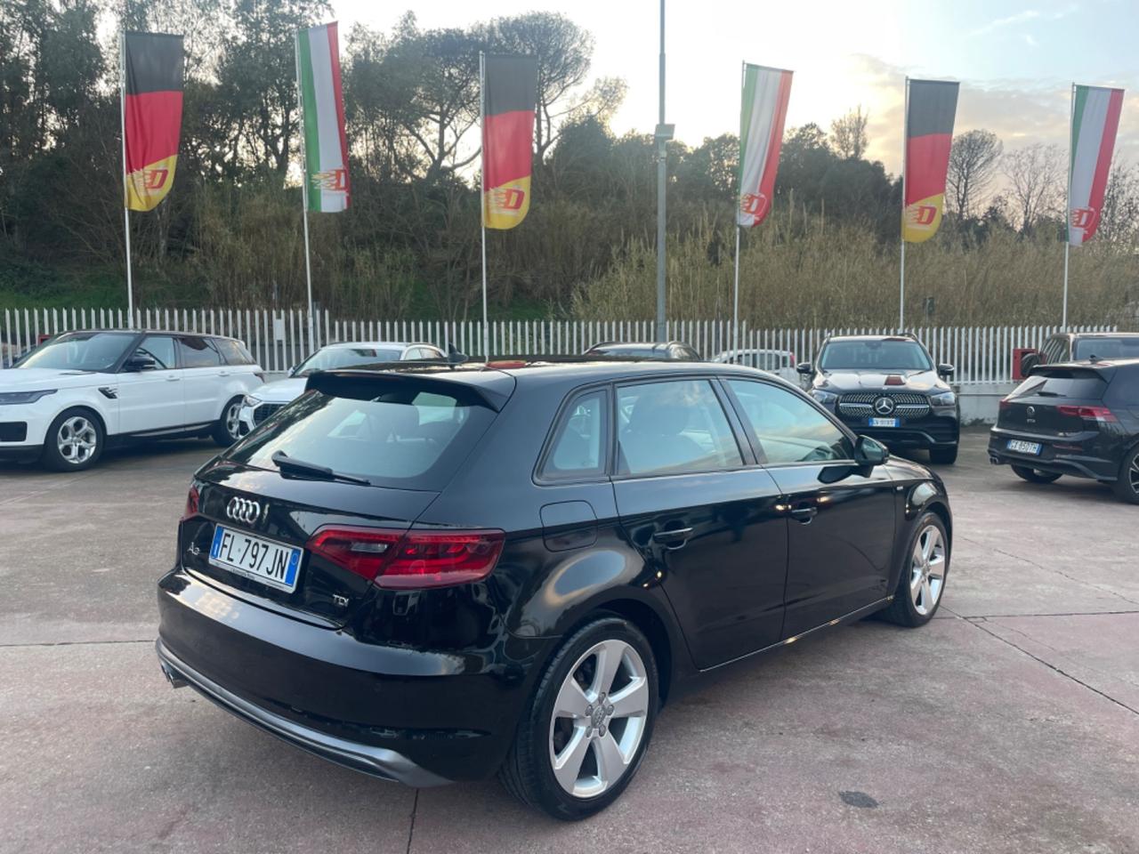 Audi A3 SPB 1.6 TDI ultra Attraction