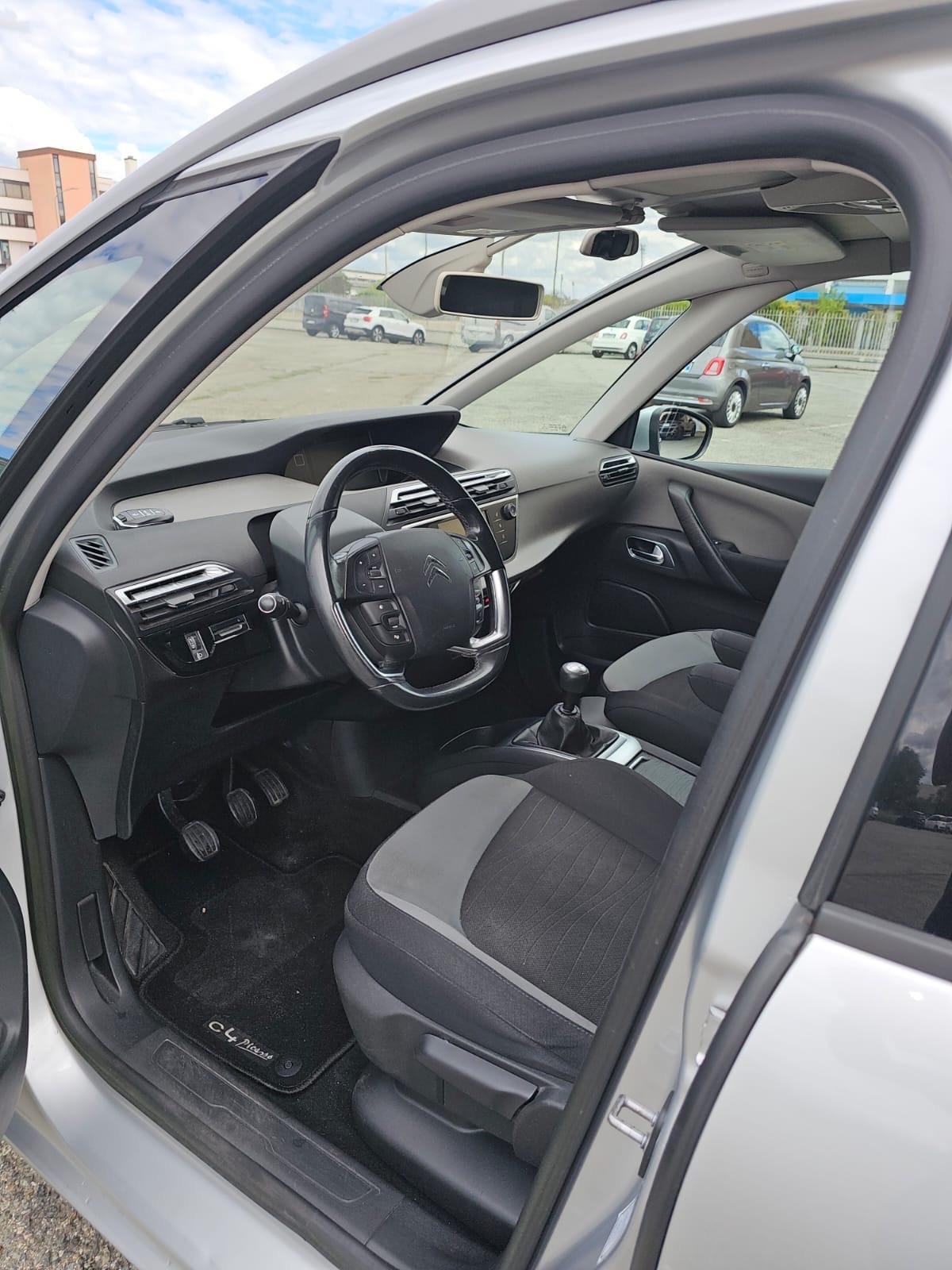 Citroen Grand C4 Picasso 1.6 e-HDi 115 ETG6 Exclusive