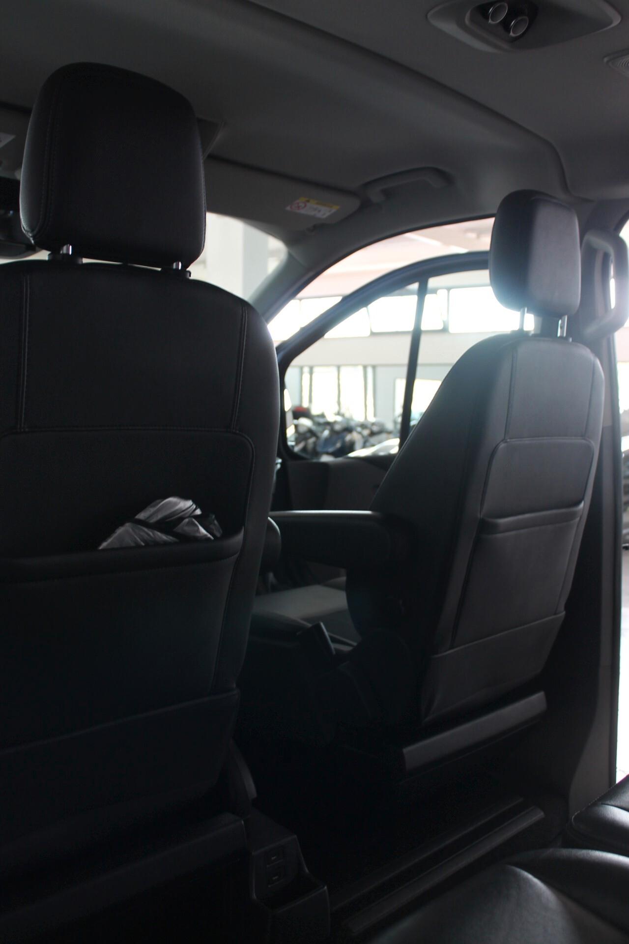 Ford Tourneo Custom 320 2.0 EcoBlue 185CV aut. PC Active