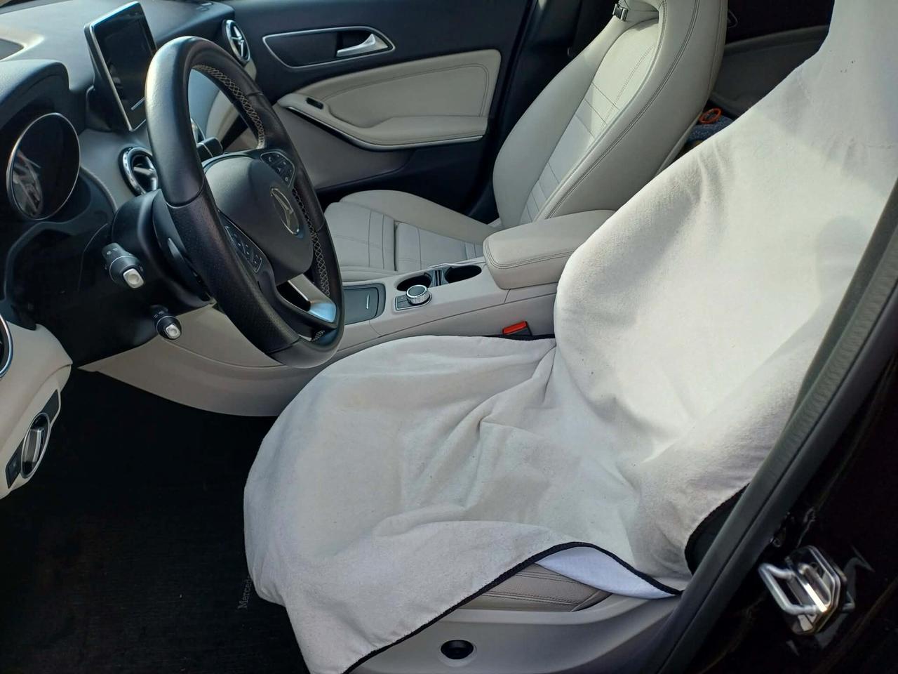 Mercedes-benz GLA 200 d Automatic 4Matic Premium