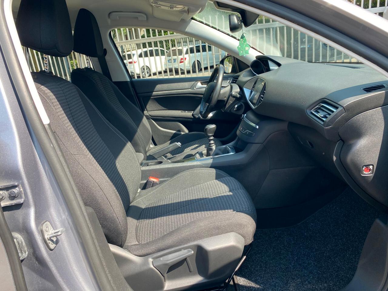 Peugeot 308 BlueHDi 130 S&S SW Style ok neop