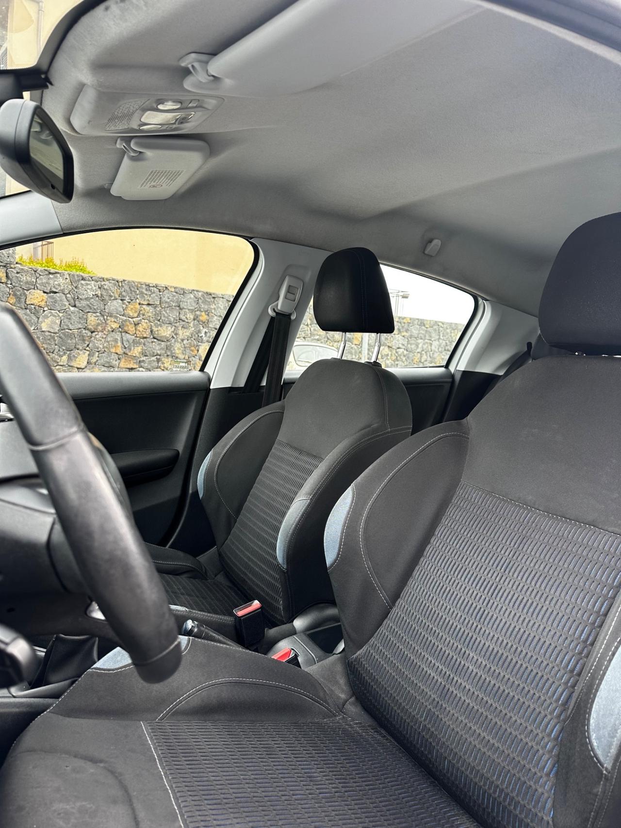 Peugeot 208 1.6 e-HDi 92 CV Stop&Start 5 porte Allure