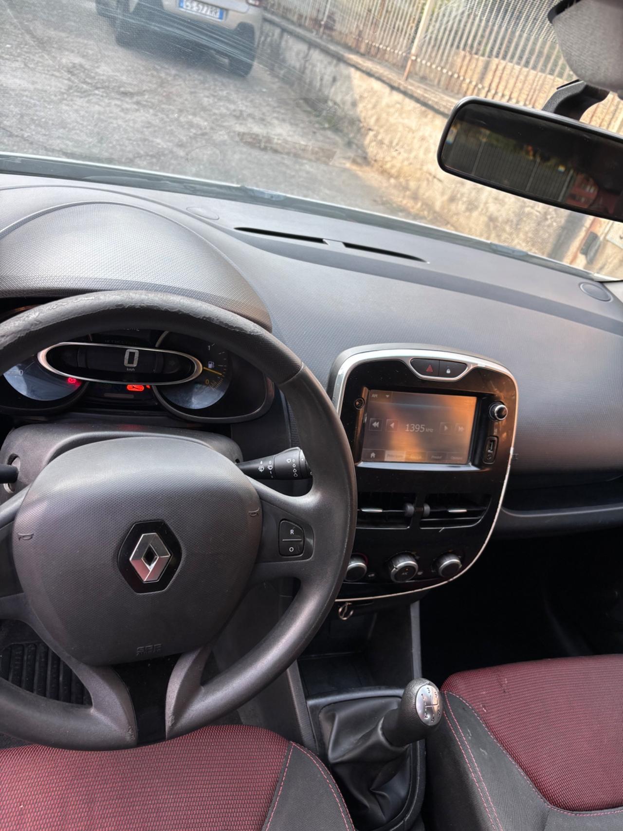 Renault Clio 1.5 dCi 8V 90CV Start&Stop 83gr 5 porte EcoBusiness