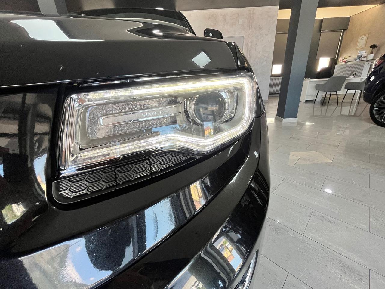 Jeep Grand Cherokee Summit Platinum Edition 3.0 V6 CRD
