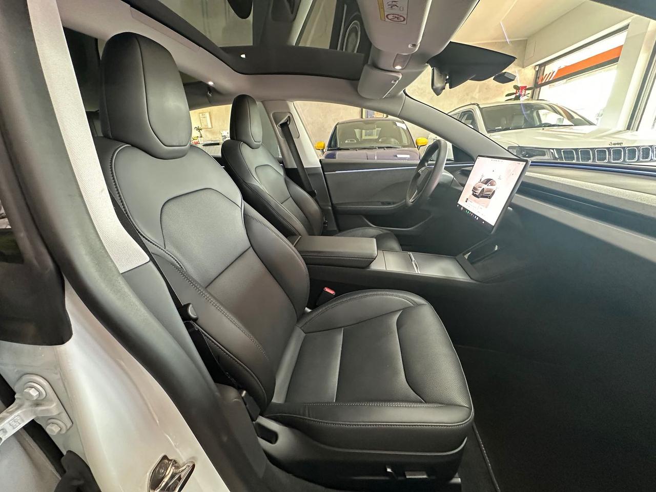 Tesla Model 3 Premium Standard Range Plus 55 kWh #6112