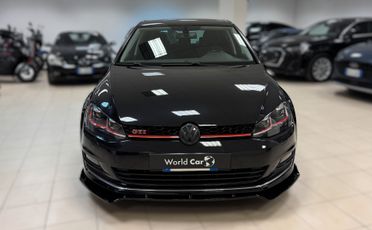 Volkswagen Golf 1.4 TSI 140 CV DSG GTI