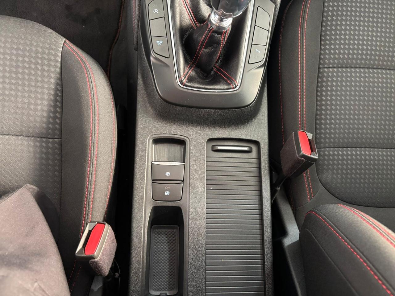 Ford Kuga 1.5 EcoBlue 120 CV 2WD ST-Line