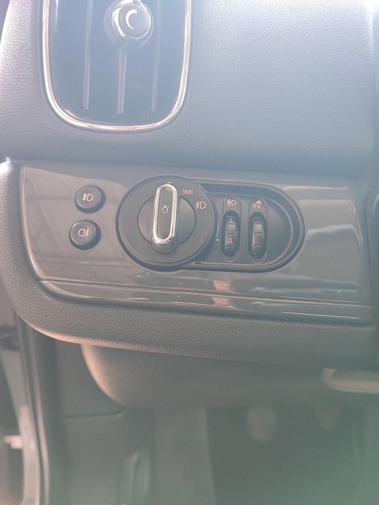 Mini Cooper Countryman 1.5 One D